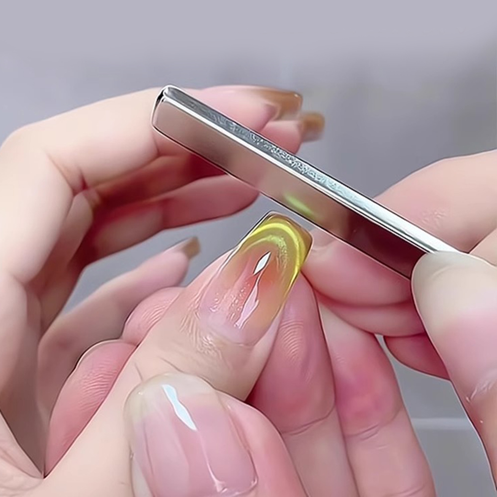 Salon Cat's Eye Gel Nail Polis - Contour Palette Stick recension och pris