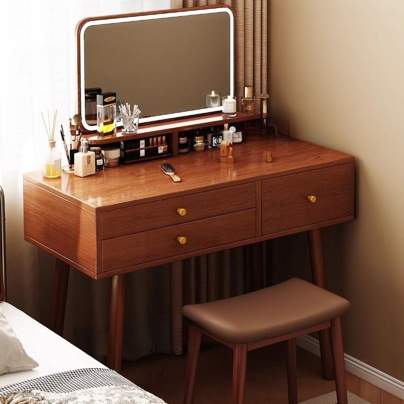 Mid Century Vintage Dressing T - Beauty Without Makeup recension och pris