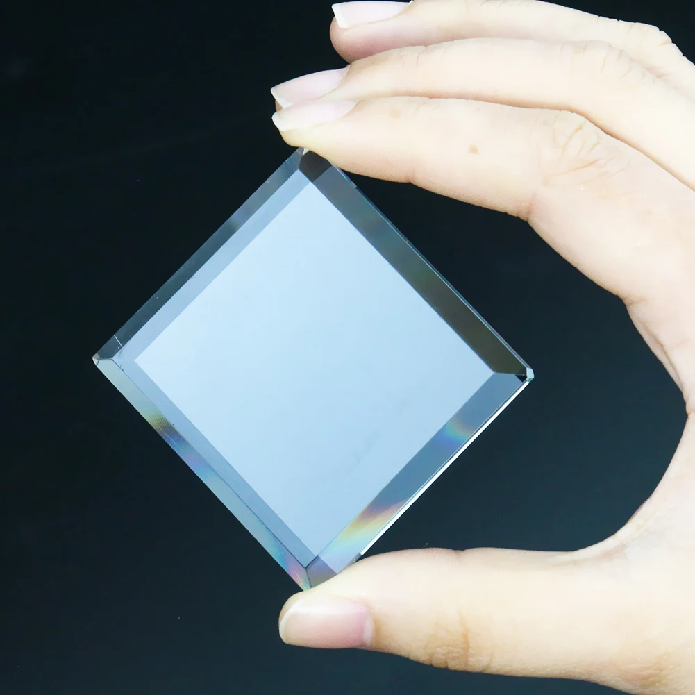 Trapezoid Square Crystal Glass - Beauty No Makeup recension och pris