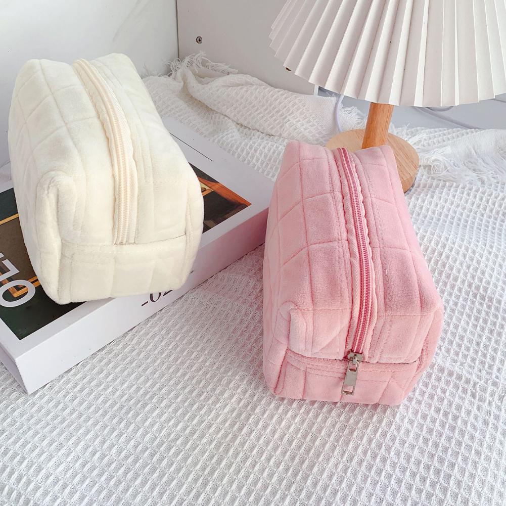 Cute Plush Makeup Bag For Wome - Beauty Makeup Women recension och pris