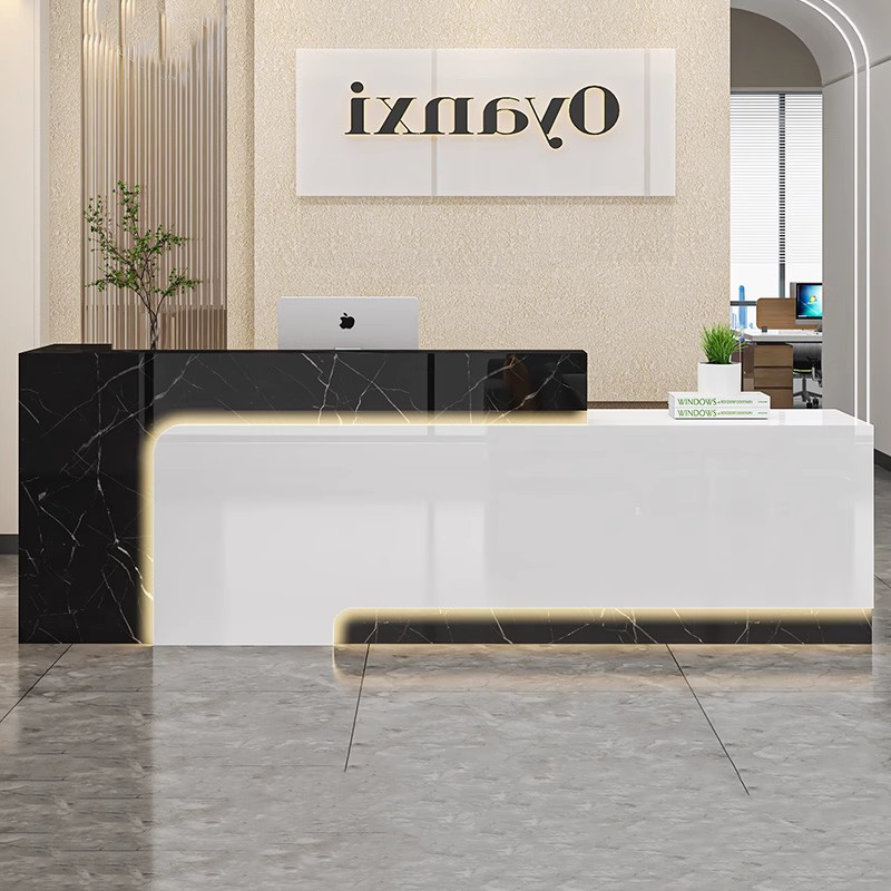 b11-Display Hotel Reception De - Beauty & Makeup Katia Di Paola recension och pris