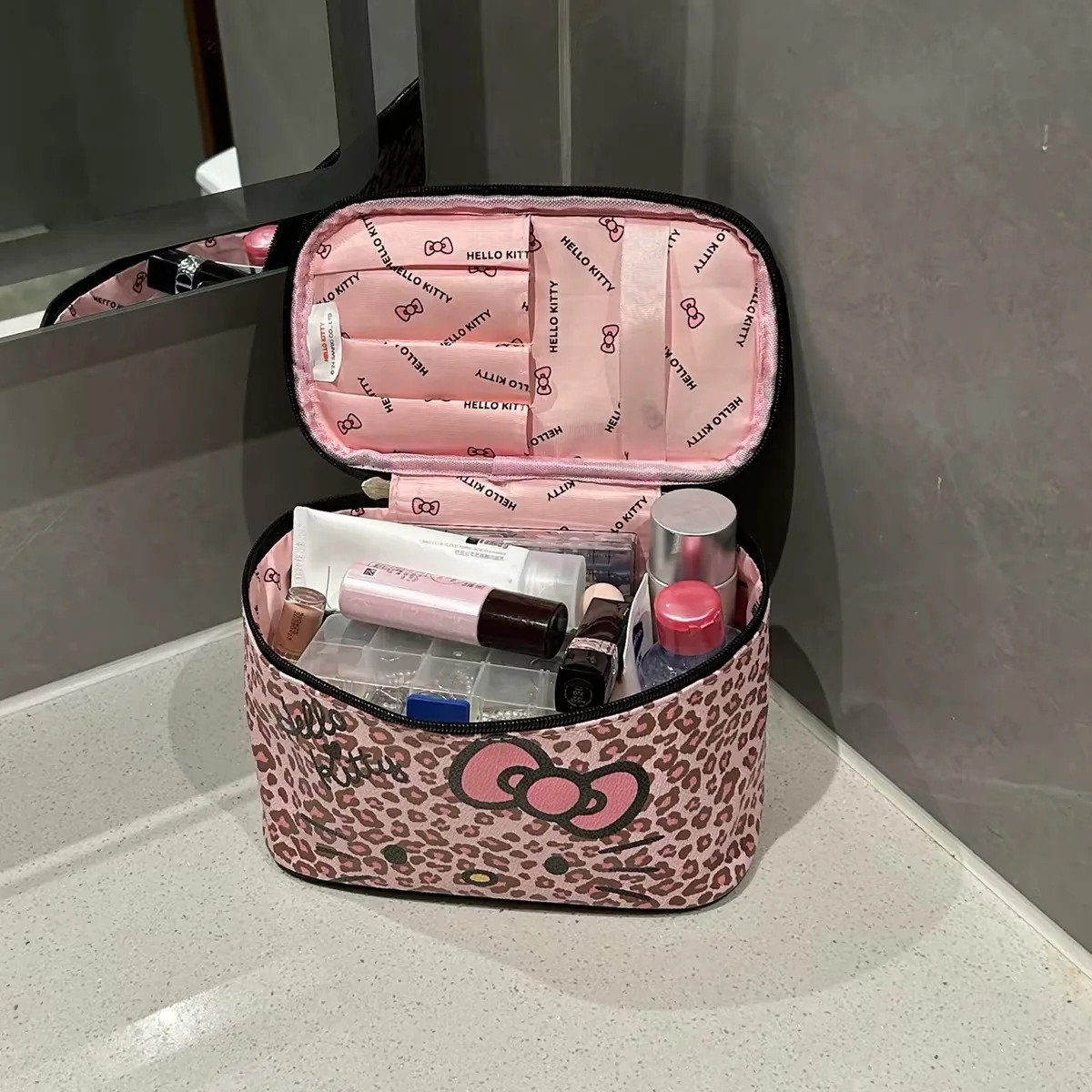 Sanrio Hello Kitty Women Leopa - Beauty No Makeup recension och pris