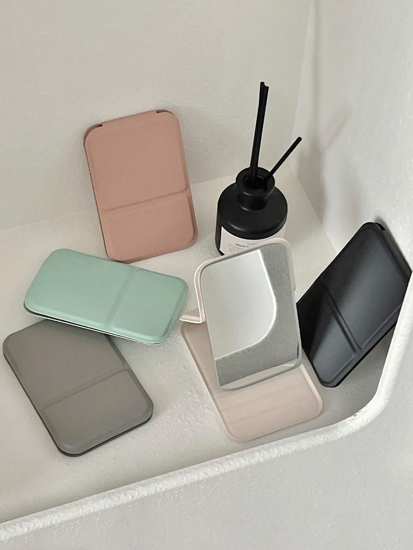 Portable Folding Mini Makeup M - Beauty & Makeup Katia Di Paola recension och pris